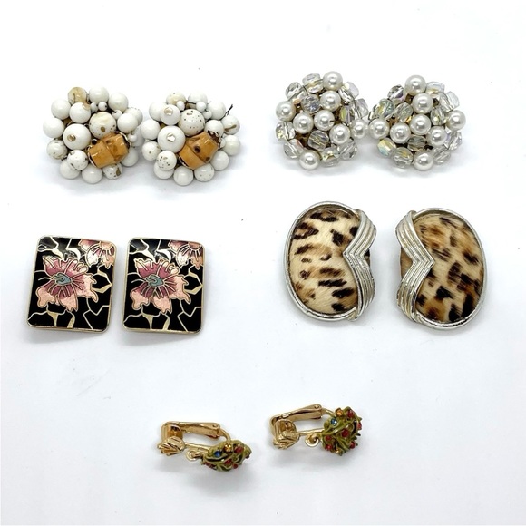 Vintage Farrington Inspired Jewelry Box, 5 Pair of Earrings & Vintage Stickpin - Picture 5 of 16